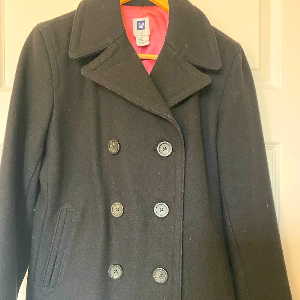 GAP Wool Pea Coat!!! Pink interior shell.